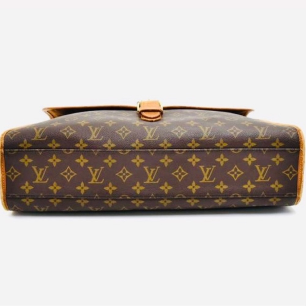 Authentic Louis Vuitton Beverly Business Bag - Picture 5 of 16